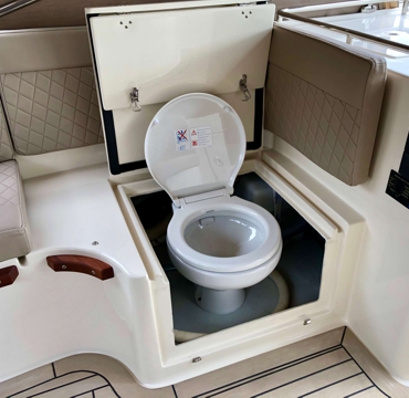 Toilet op de sloep van Sloepentocht Zeeland